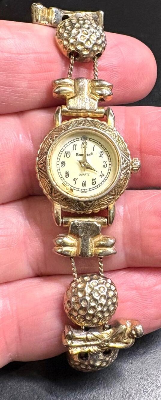 VTG Women's Gold Tone Bonetta 2mm Golf Watch, Not Running, Great Detail